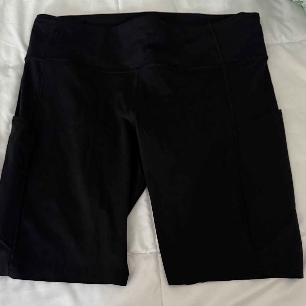 Black Lululemon align shorts. Perfect condition.
